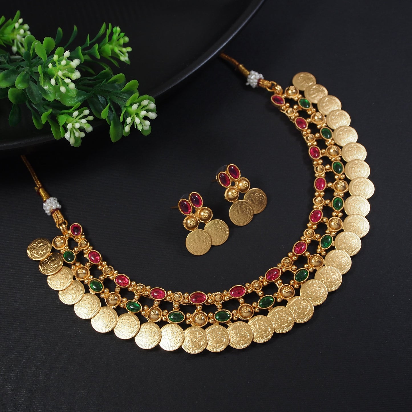 Classic Traditional Gold Plated Oval Shape Laxami Coin Design Temple Choker Necklace With Matching Earring Jewellery Set For Women And Girls