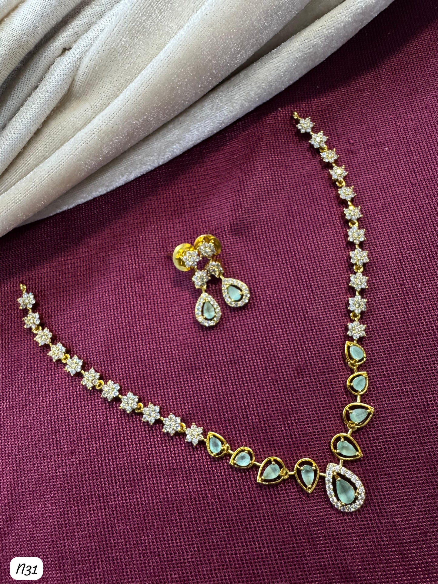 Elegant Gold-Plated Necklace & Drop Earrings Set with Gemstones & Sparkling Crystals