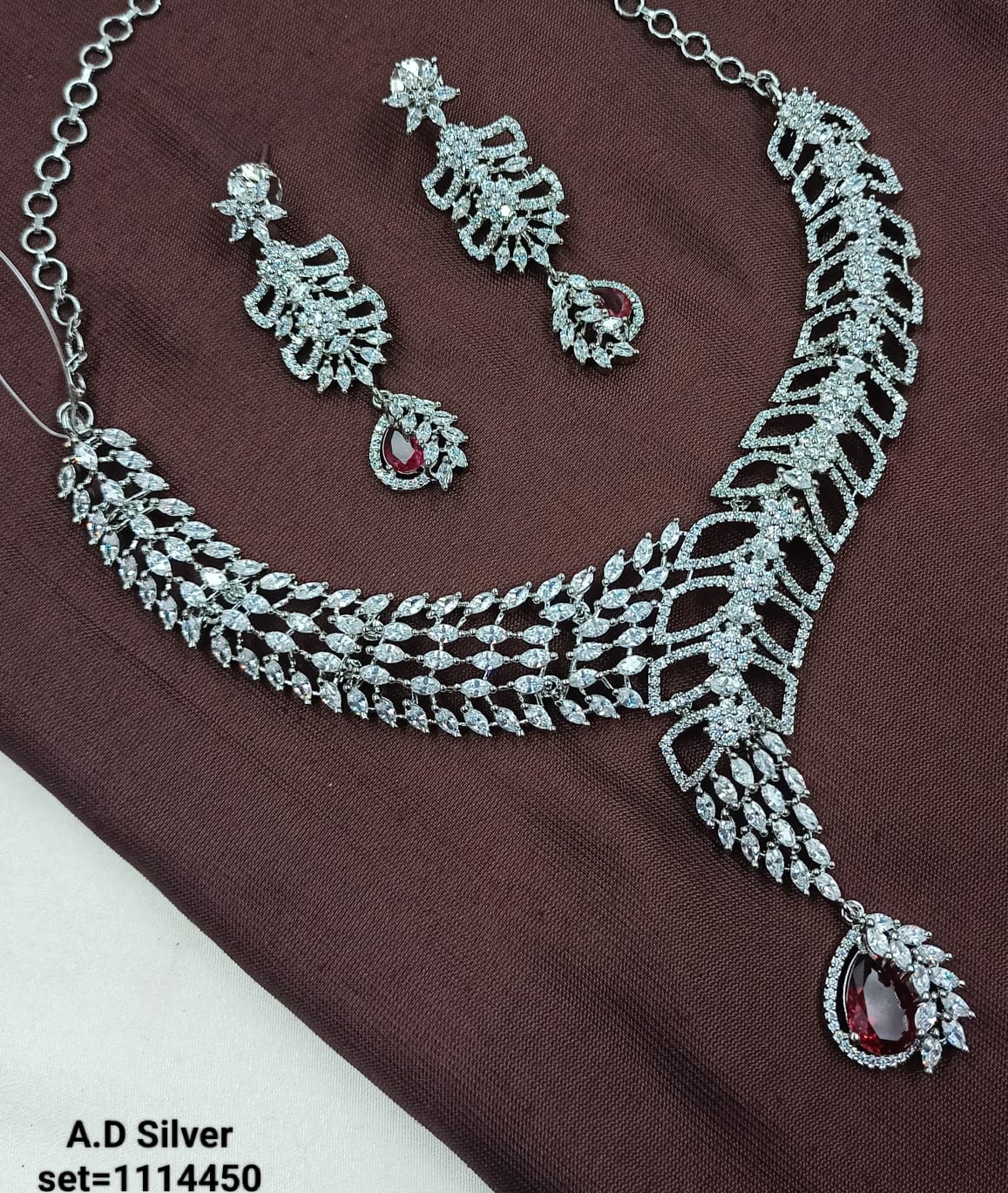 Elegant AD Silver Necklace and Earring Set – Stunning Design with Gemstone Accents