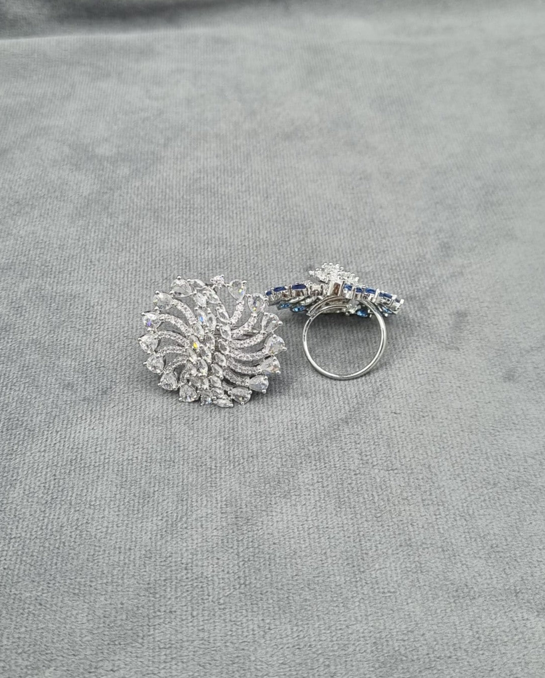 Art Deco Inspired Emerald Green Crystal Sunburst Ring