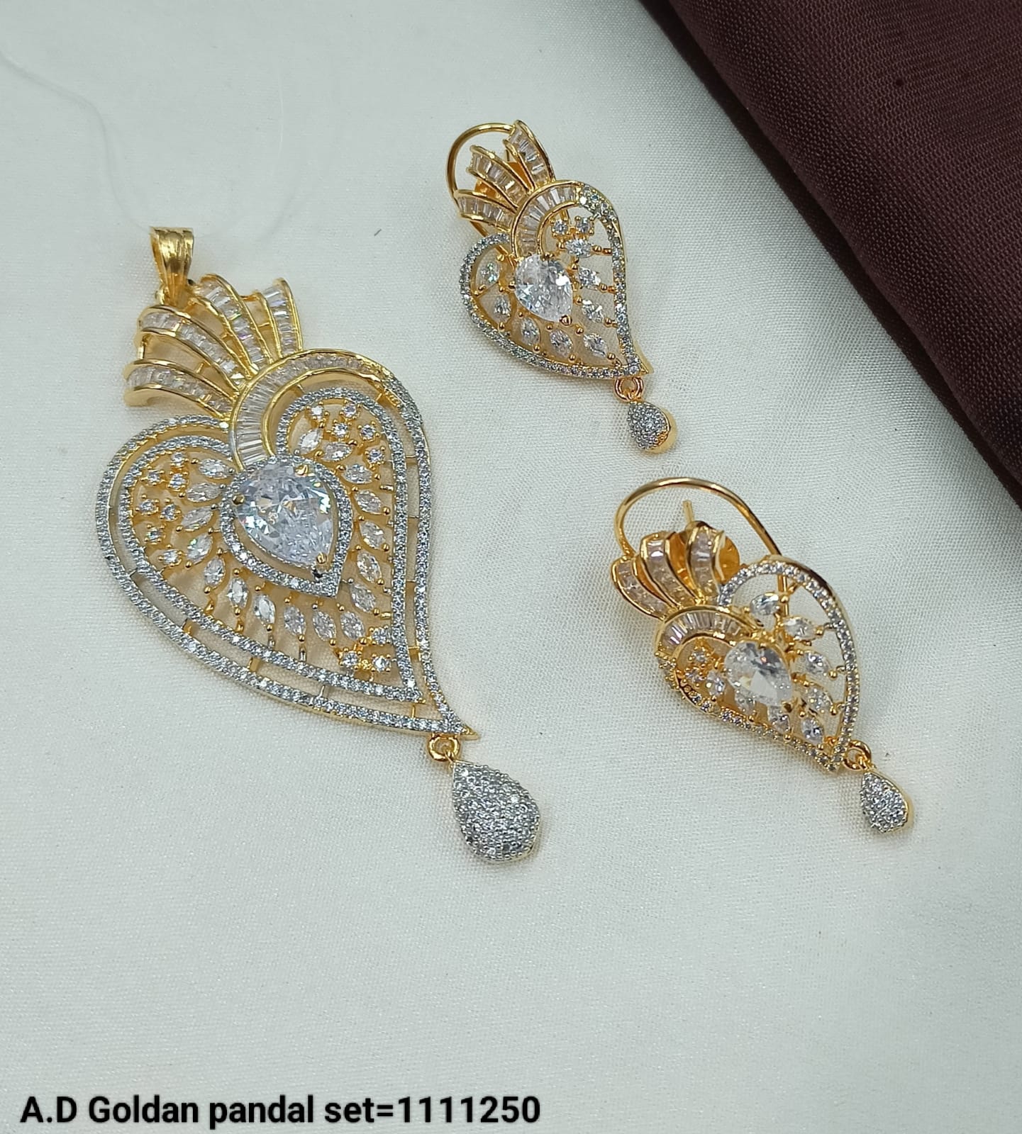Floral Heart Pendant & Matching Earrings Set – AD Embellished