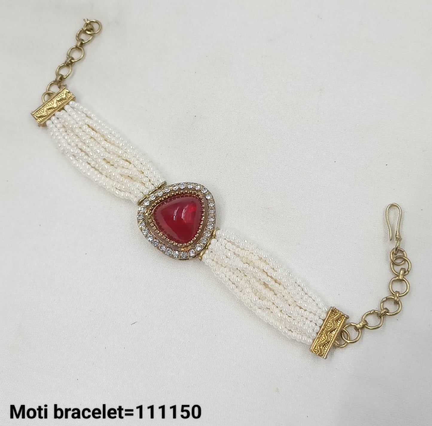 Traditional CZ Moti Beaded Bracelet with Stone Centerpiece – Lucentemarket