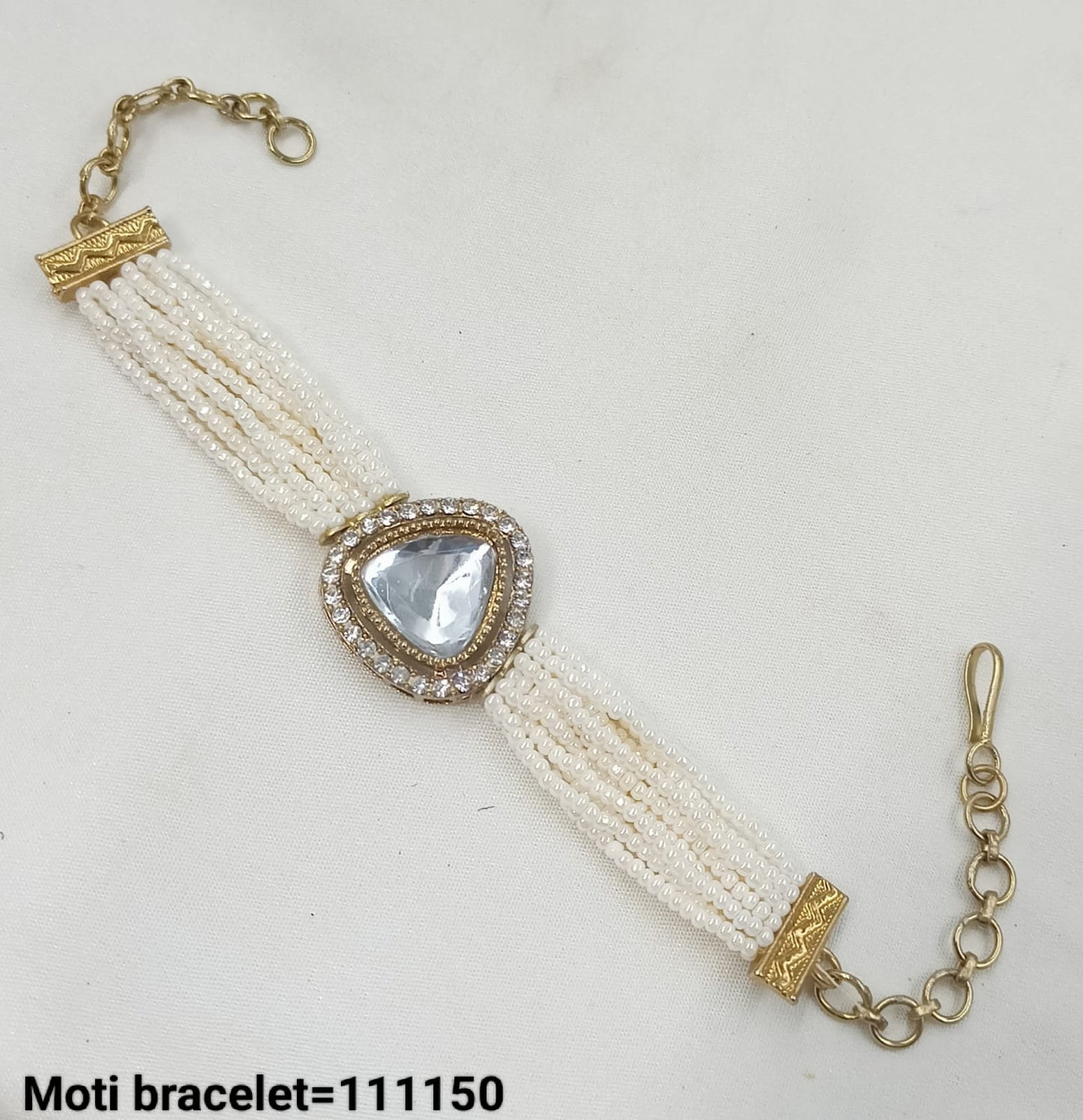 Traditional CZ Moti Beaded Bracelet with Stone Centerpiece – Lucentemarket
