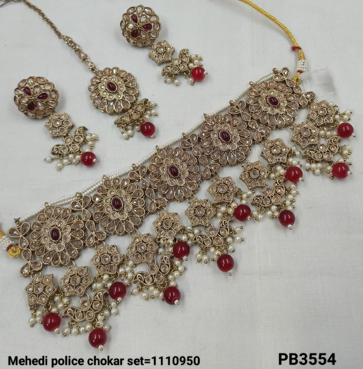 Fashionable Antique Gold Plated Choker Necklace Set