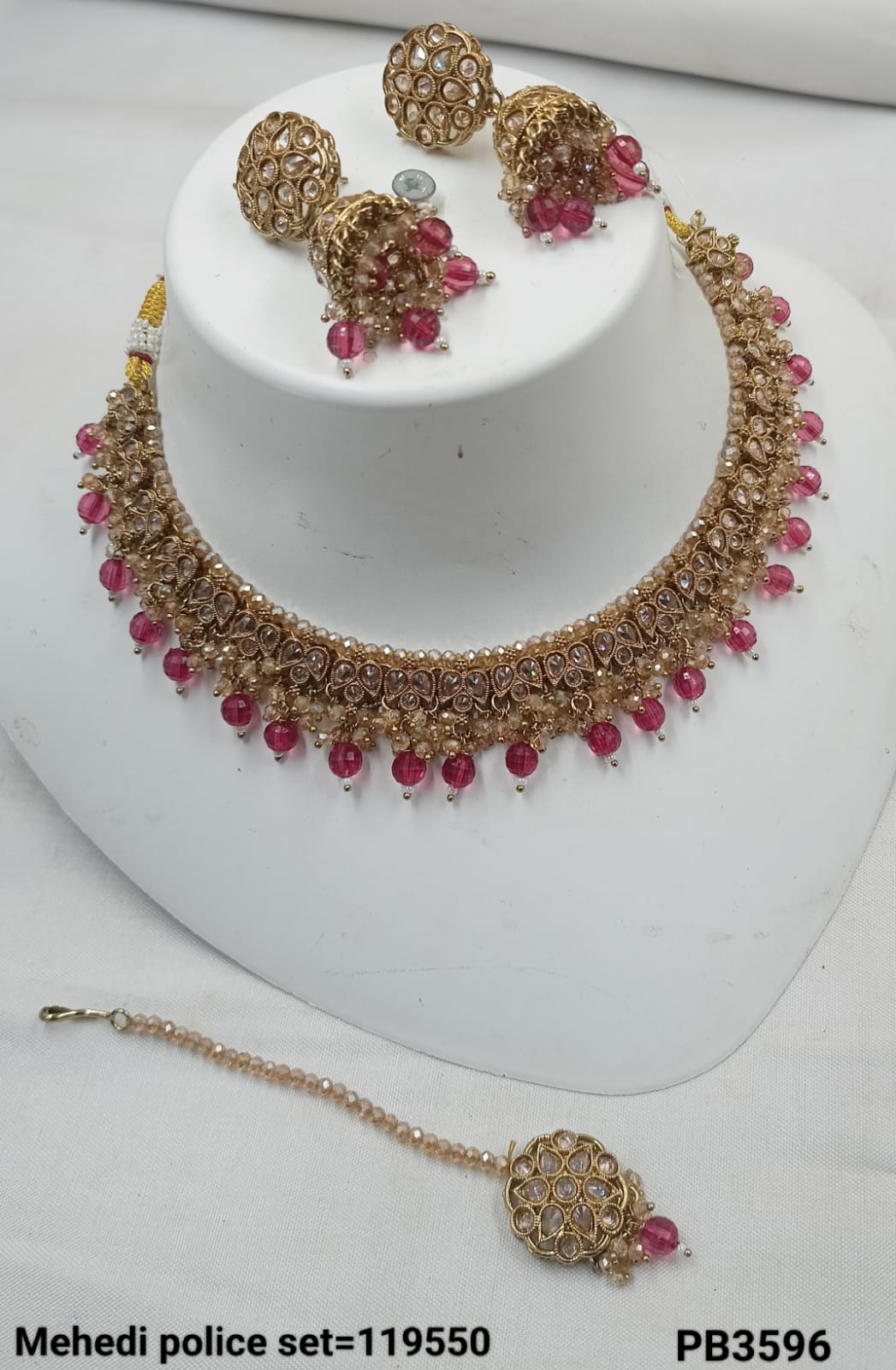 Fancy Antique Gold Plated Choker Jewellery Set