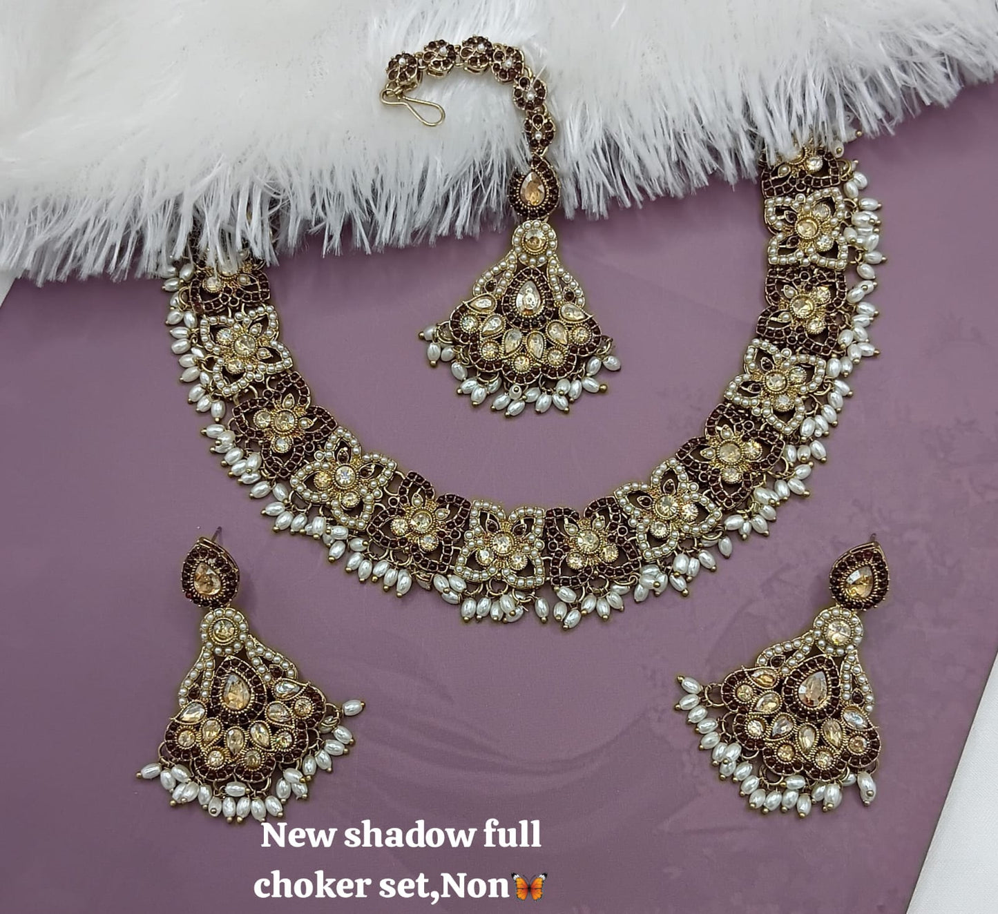 Elegant Shadow Full Choker Set with Earrings & Maang Tikka – Lucentemarket