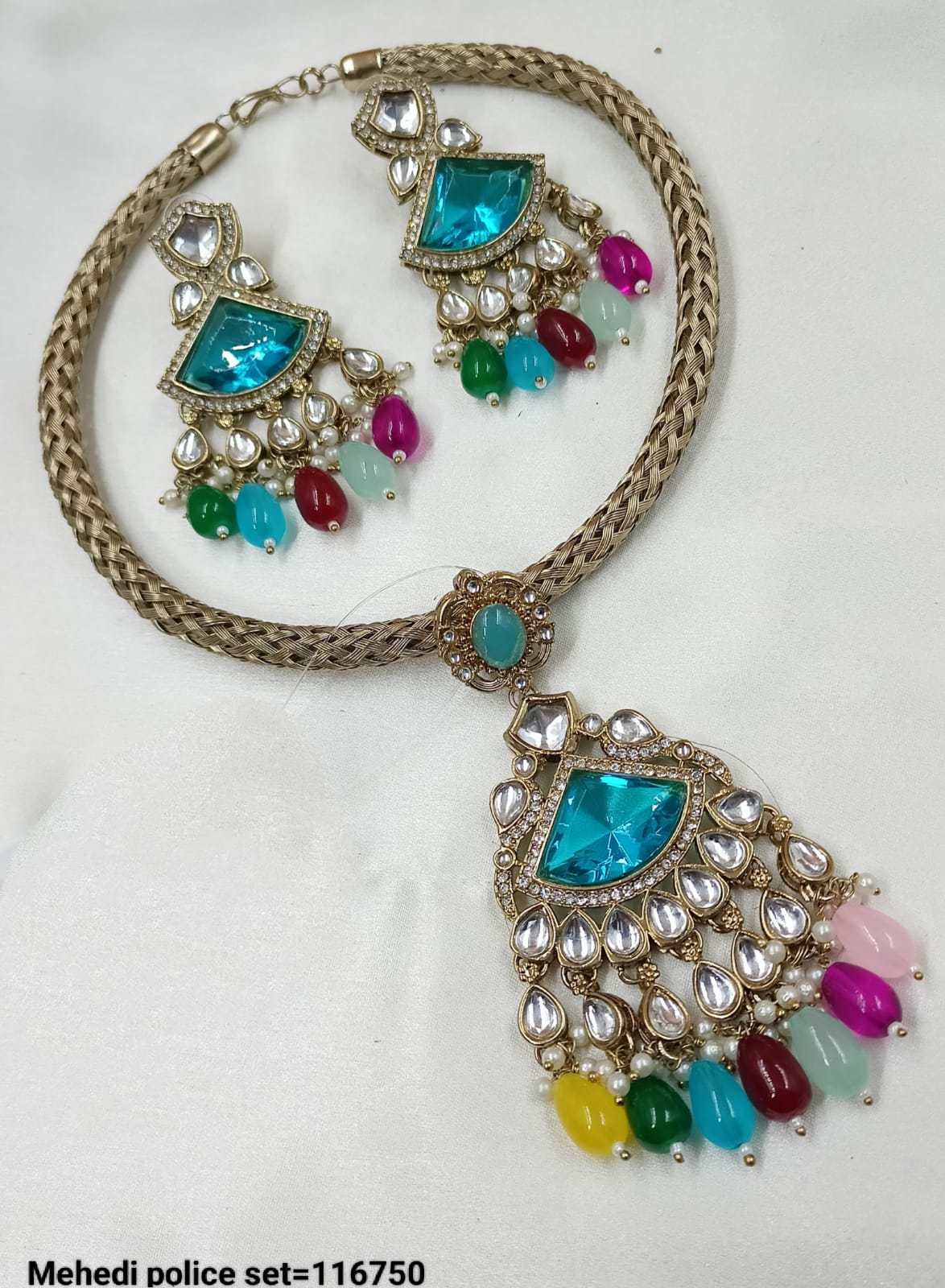 Antique Gold Plated Fancy Choker Necklace Set
