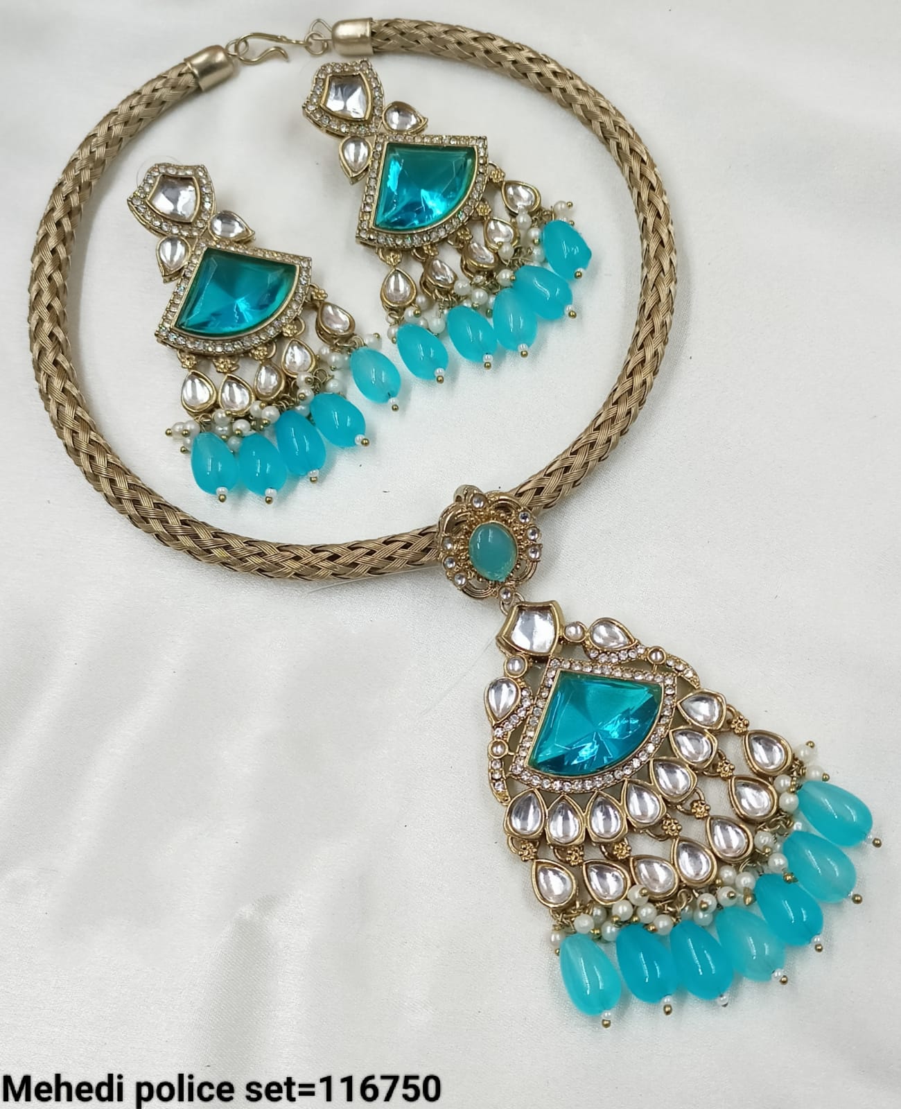 Antique Gold Plated Fancy Choker Necklace Set