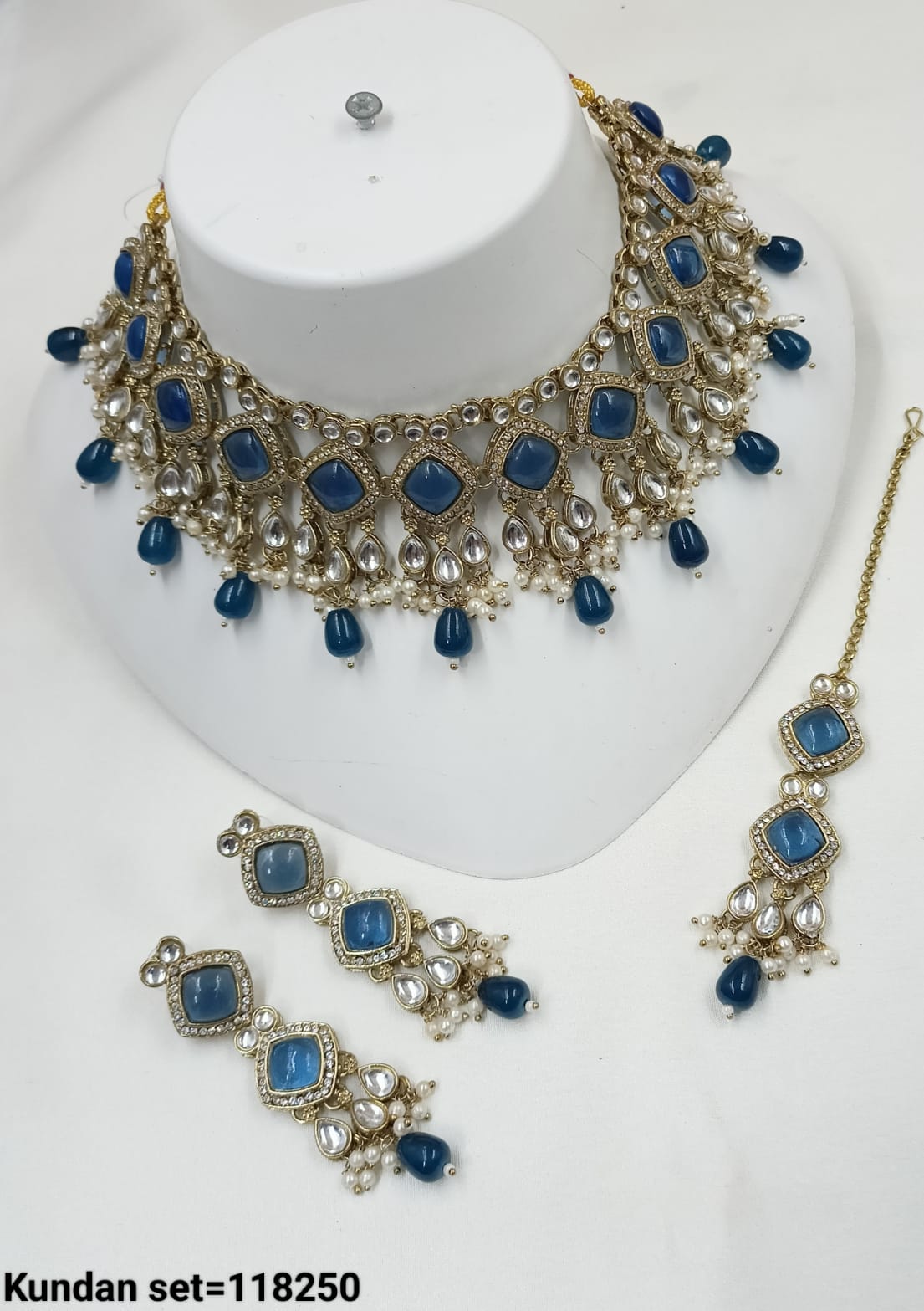 Antique Gold Plated Choker Necklace Set