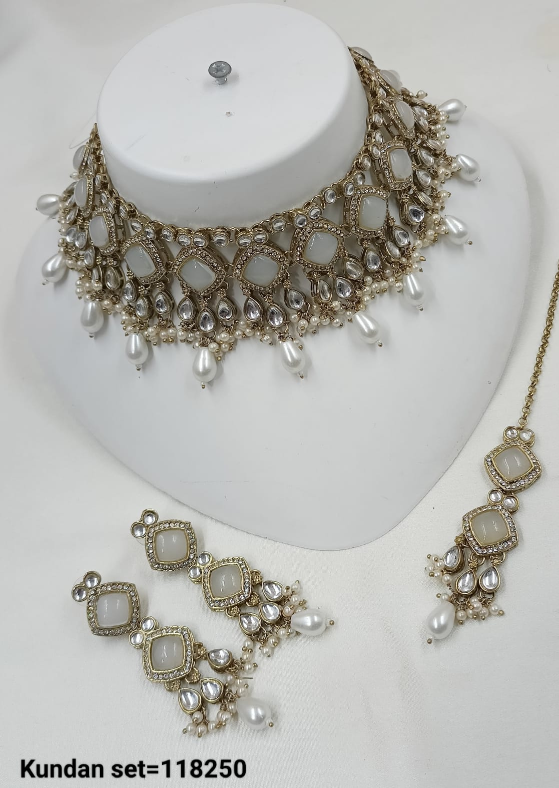Antique Gold Plated Choker Necklace Set