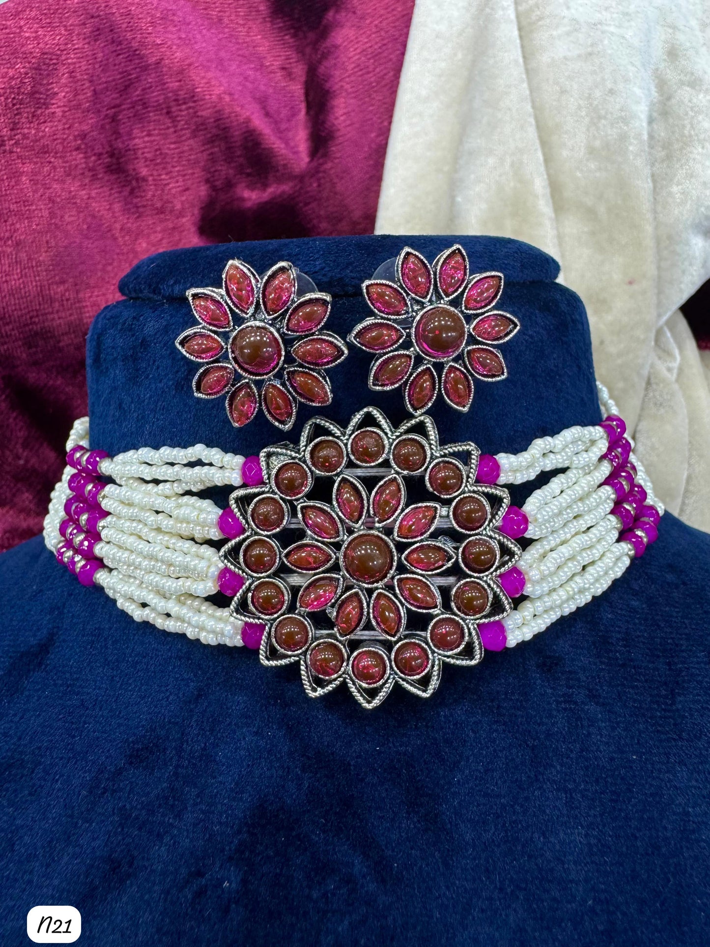 Floral Beaded Choker Necklace Set with Matching Stud Earrings