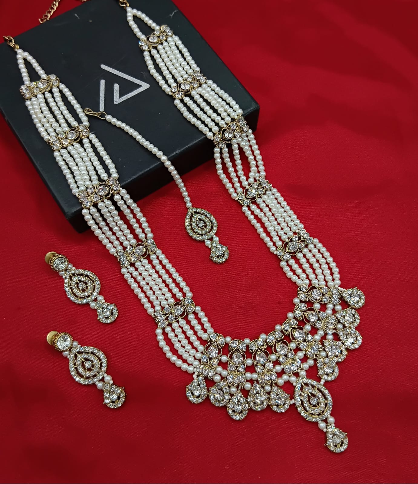 Antique Gold Plated Long jewellery Set
