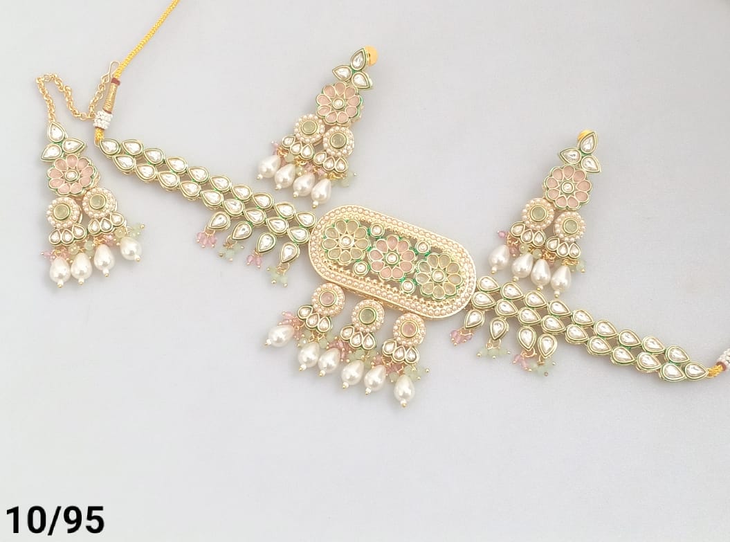 Gold Plated Kundan Choker Set