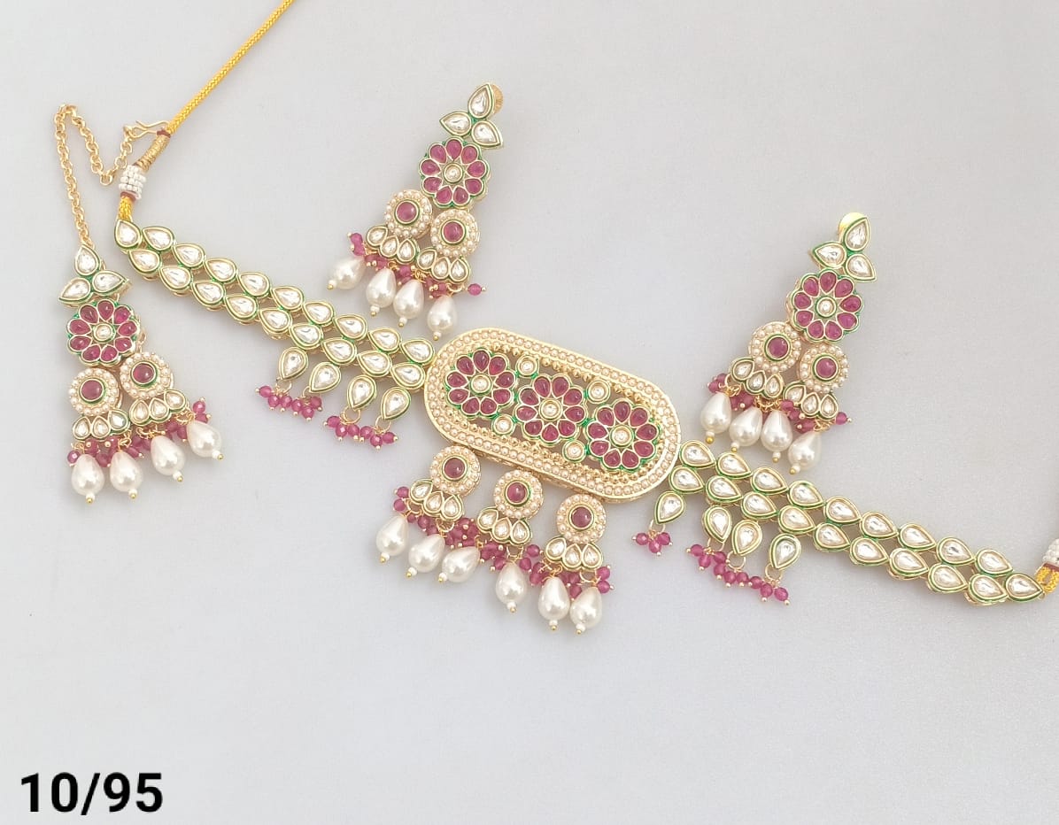 Gold Plated Kundan Choker Set