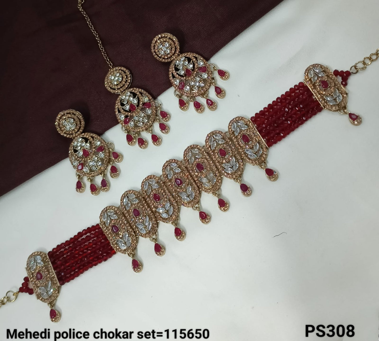 Elegant Mehedi Police Choker Set with Detailed Pendant and Matching Earrings