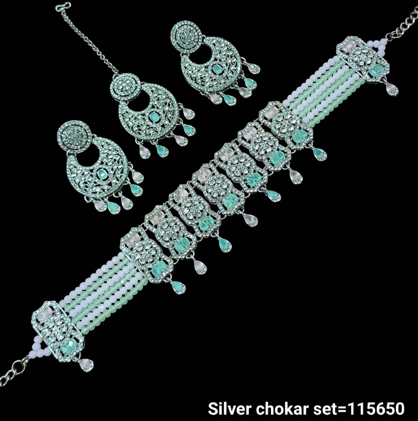 Elegant Silver Choker Set with Intricate Detailing and Matching Earrings