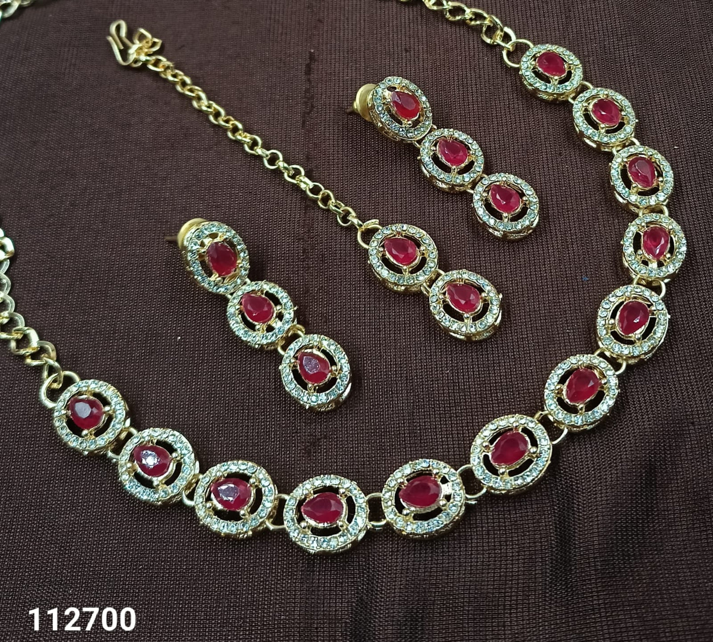 Elegant Oval Stone Necklace Set with Matching Earrings & Mangtikka