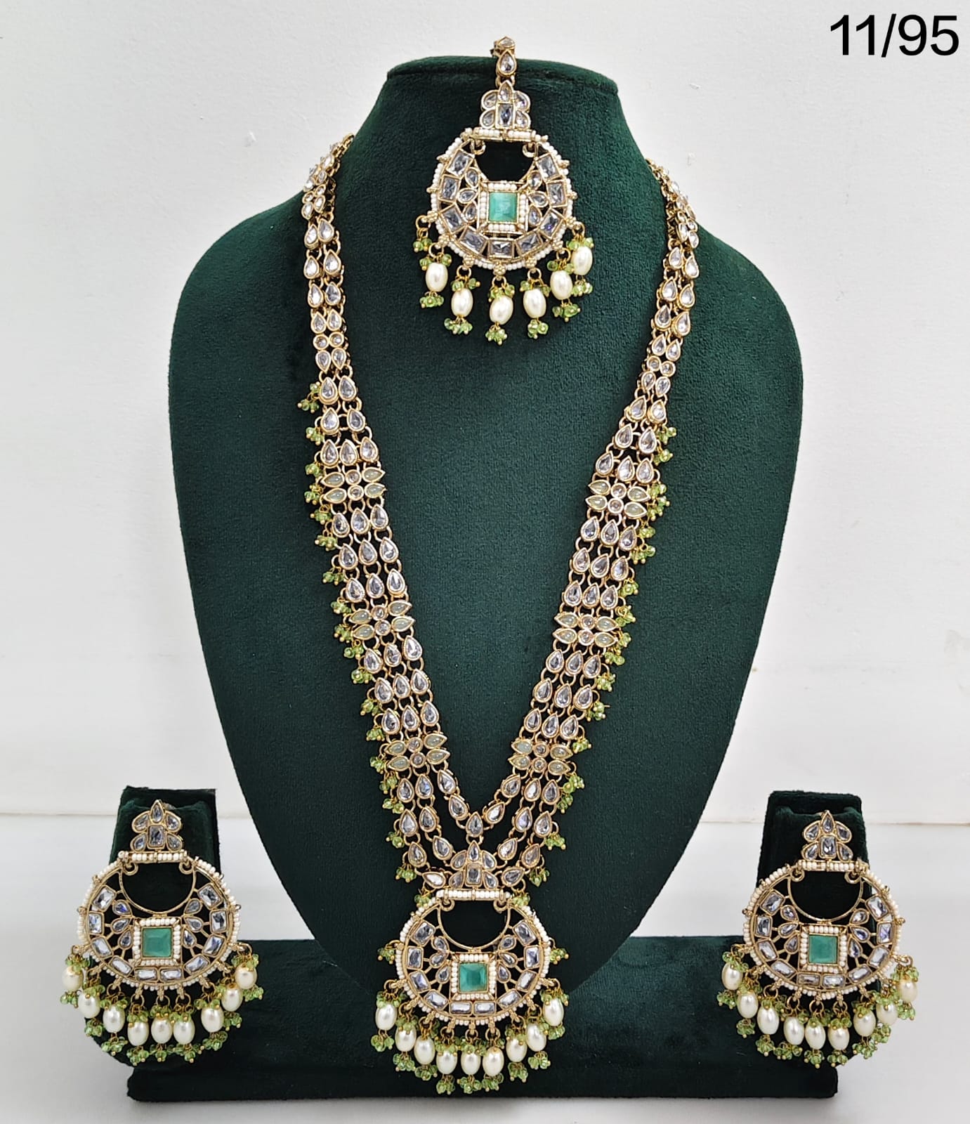 LucenteMarket Kundan CZ Bridal Long Necklace Set with Jhumka Earrings and Maang Tikka