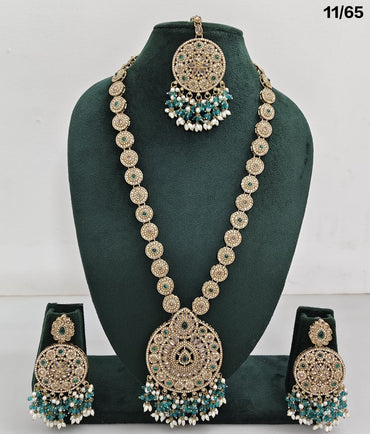 Elegant CZ Stone Necklace Set with Pearls – Bridal Jewelry Set with Earrings & Maang Tikka