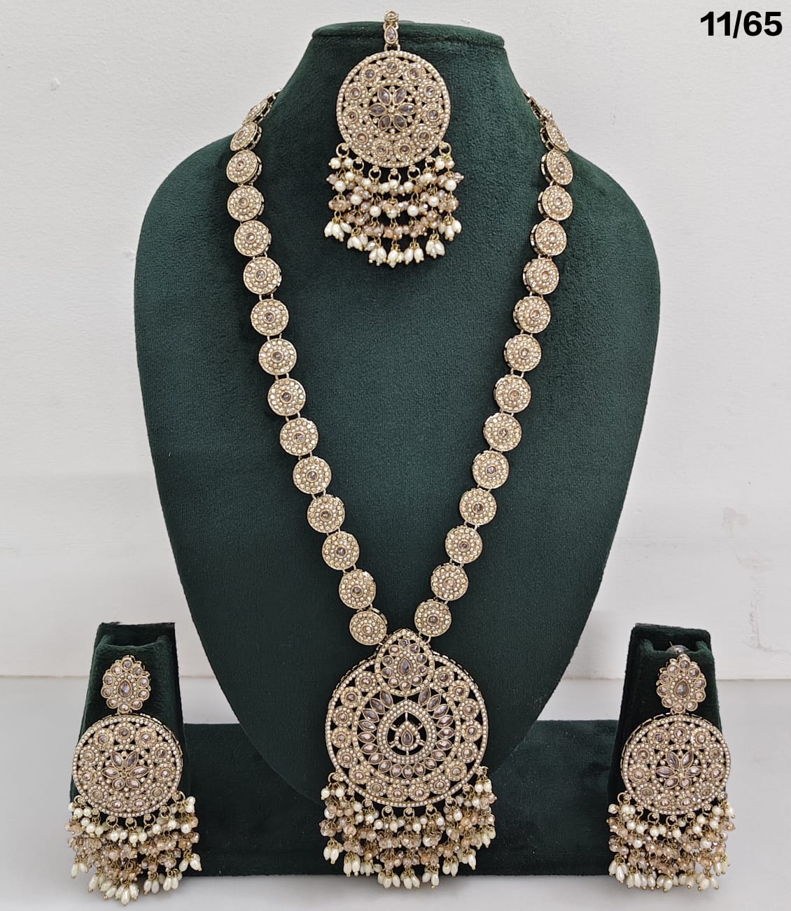Elegant CZ Stone Necklace Set with Pearls – Bridal Jewelry Set with Earrings & Maang Tikka