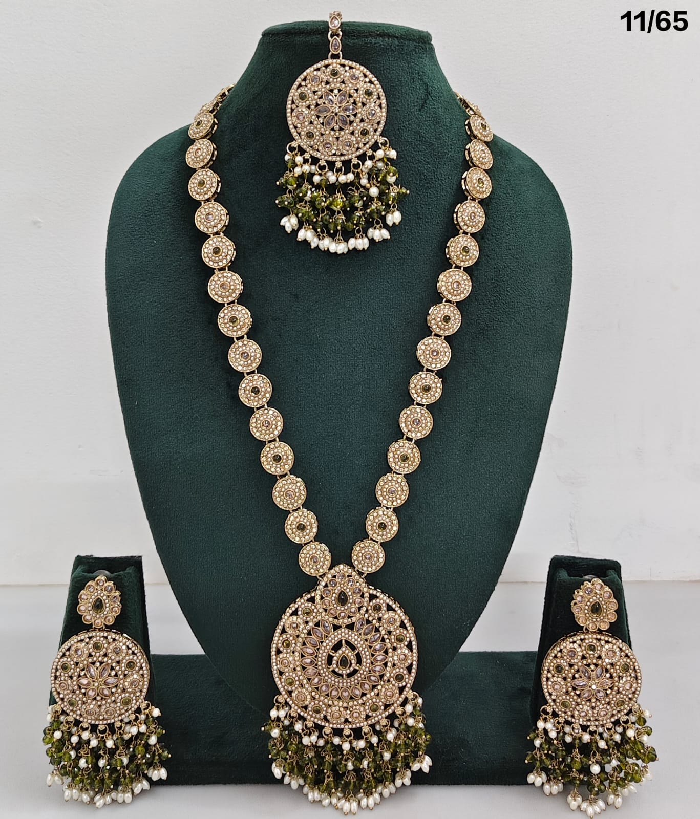 Elegant CZ Stone Necklace Set with Pearls – Bridal Jewelry Set with Earrings & Maang Tikka