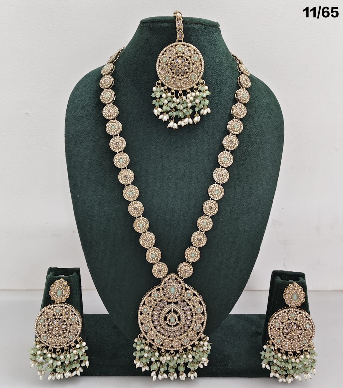Elegant CZ Stone Necklace Set with Pearls – Bridal Jewelry Set with Earrings & Maang Tikka