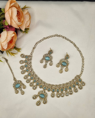 Luxury Crystal Choker Necklace Set with Earrings & Maang Tikka