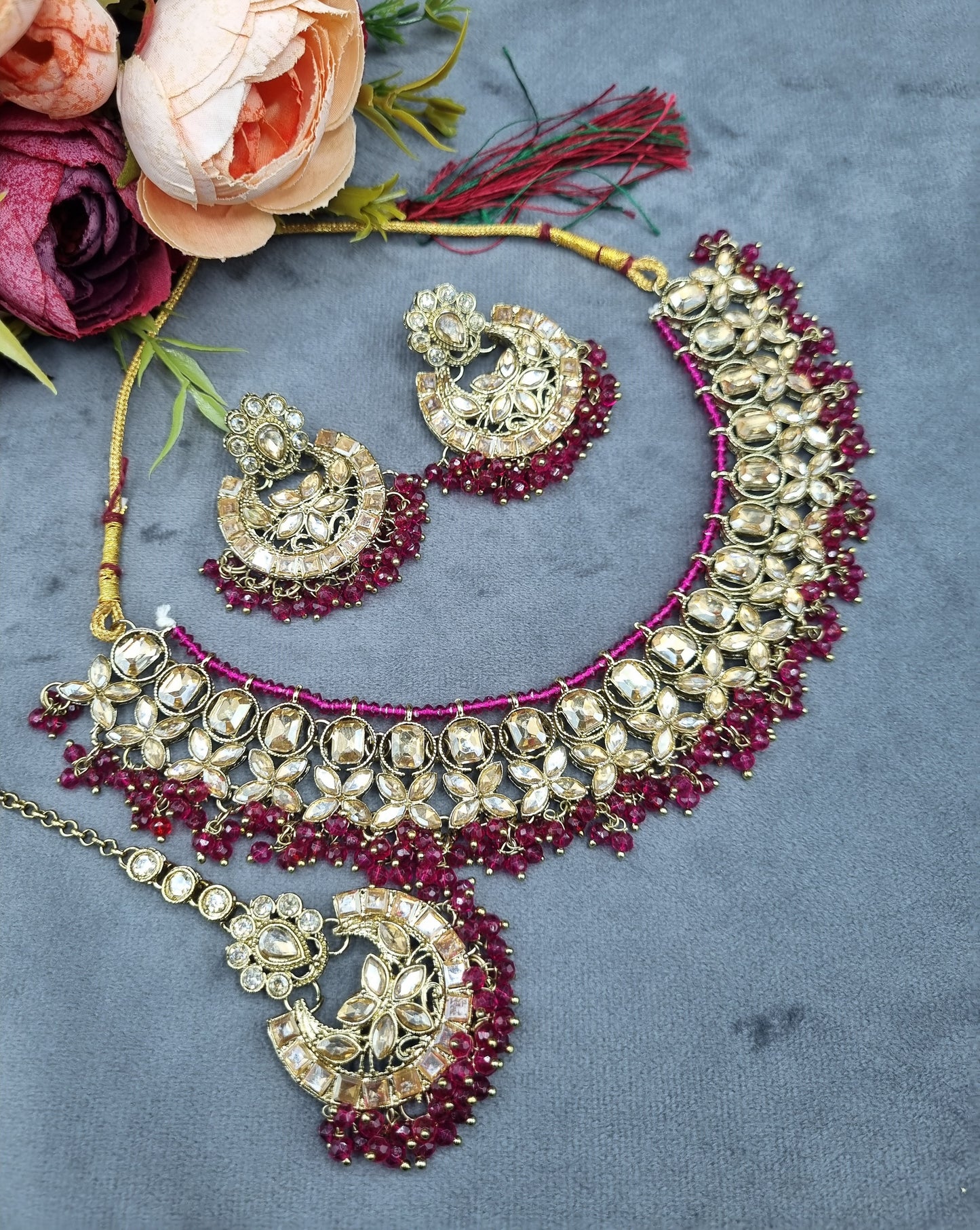 Antique Gold Necklace Set with Earrings & Maangtikka