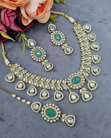 Antique Gold & Oval Accent Choker Necklace Set with Earrings & Maangtikka