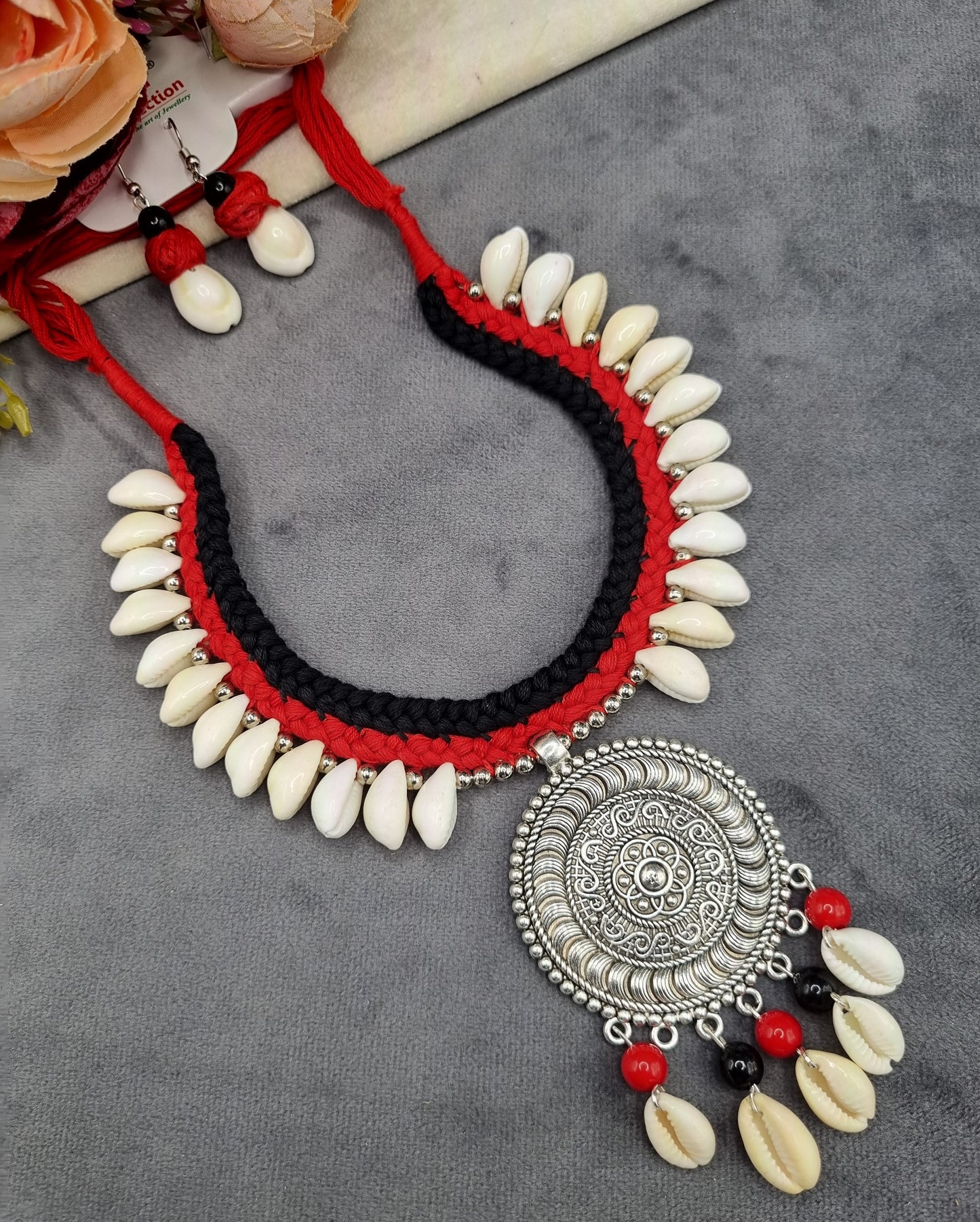 Handcrafted Circular Mandala Pendant Set