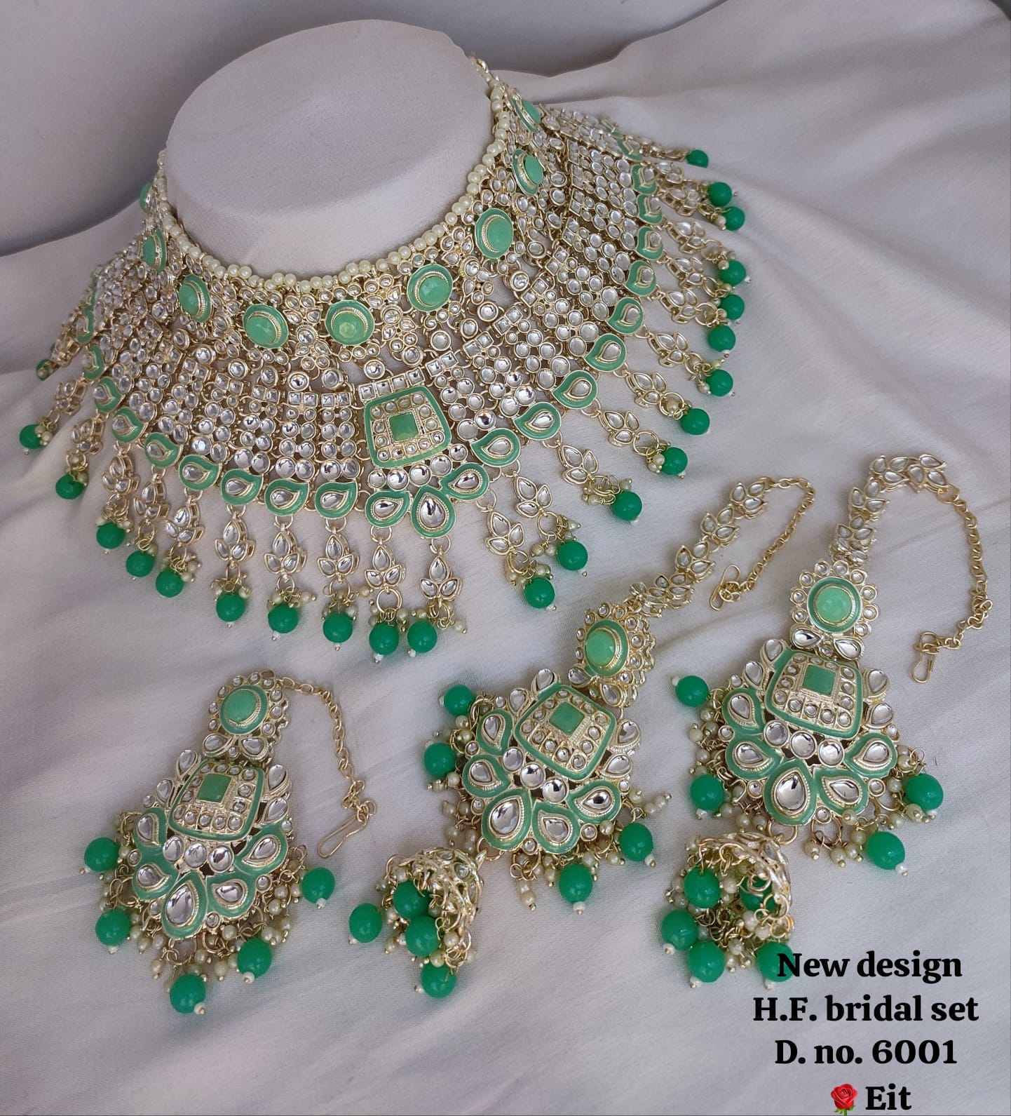 Gold Plated Kundan Stone Choker Jewellery Set
