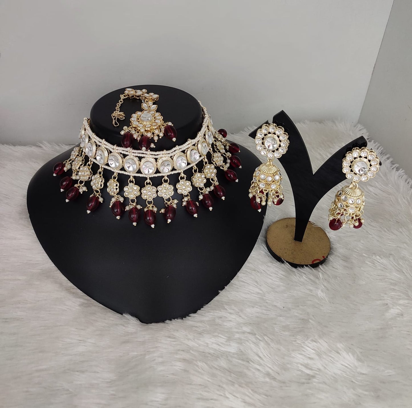 Kundan Stone Gold Plated Choker Jewellery Set