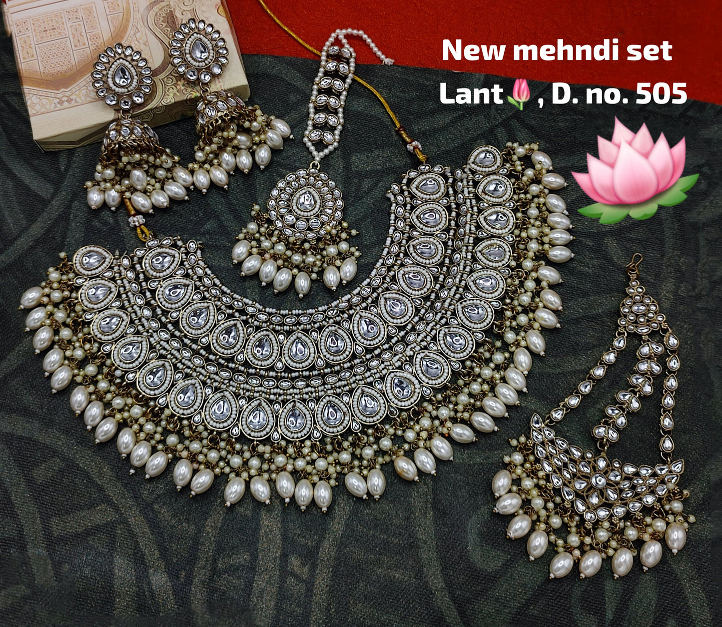 Antique Gold Plated Choker Jewellery Set