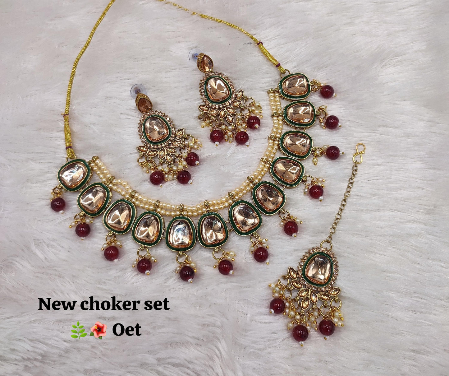Fashionable Antique Gold Plated Choker Jewellery Set