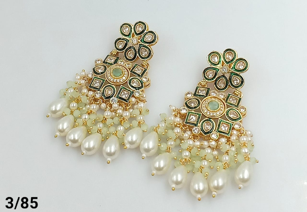 Gold Plated Kundan Stone Earring