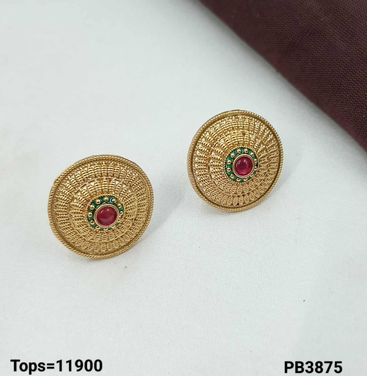 Antique Gold-Plated Round Stud Earrings – Red & Green Stone Centerpiece Tops