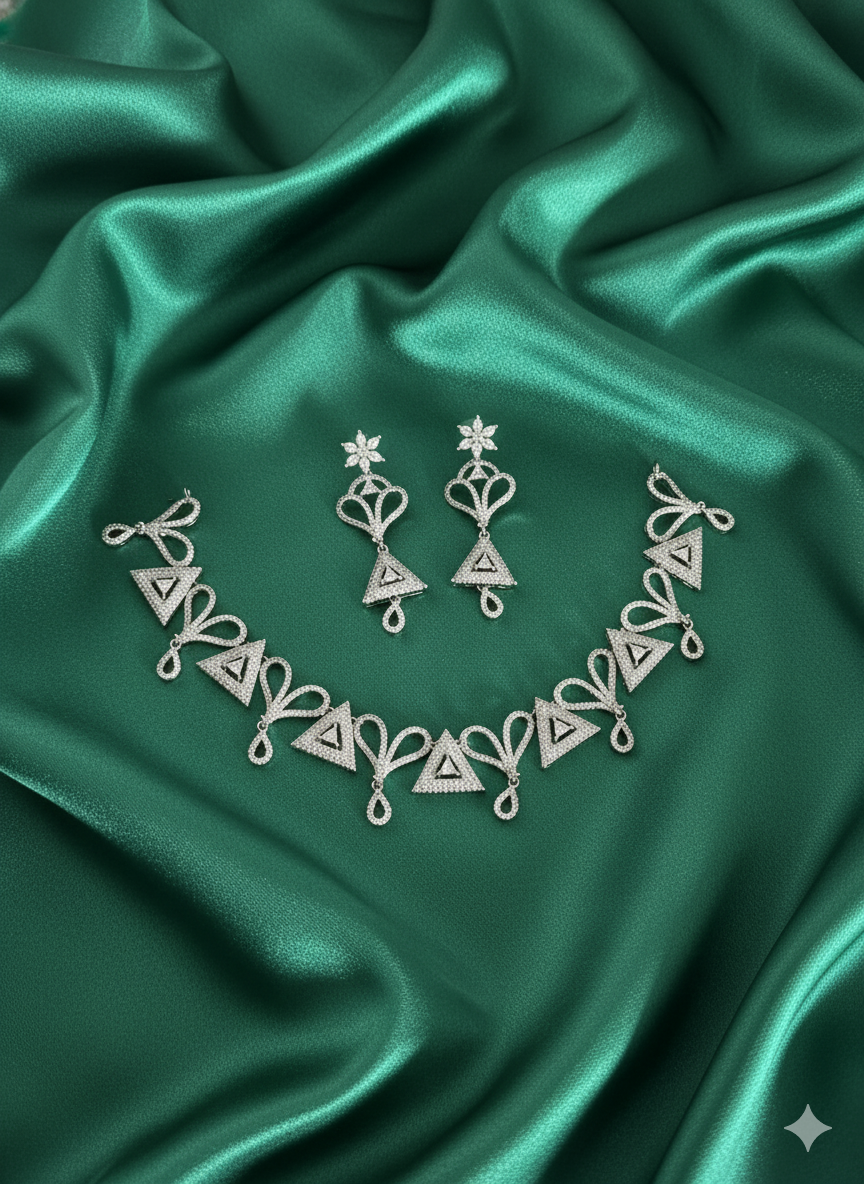 Contemporary Triangle and Loop AD Necklace Set