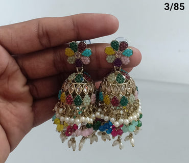 Traditional Jhumka Earrings with Kundan & Pearl Detailing – LucentEmarket