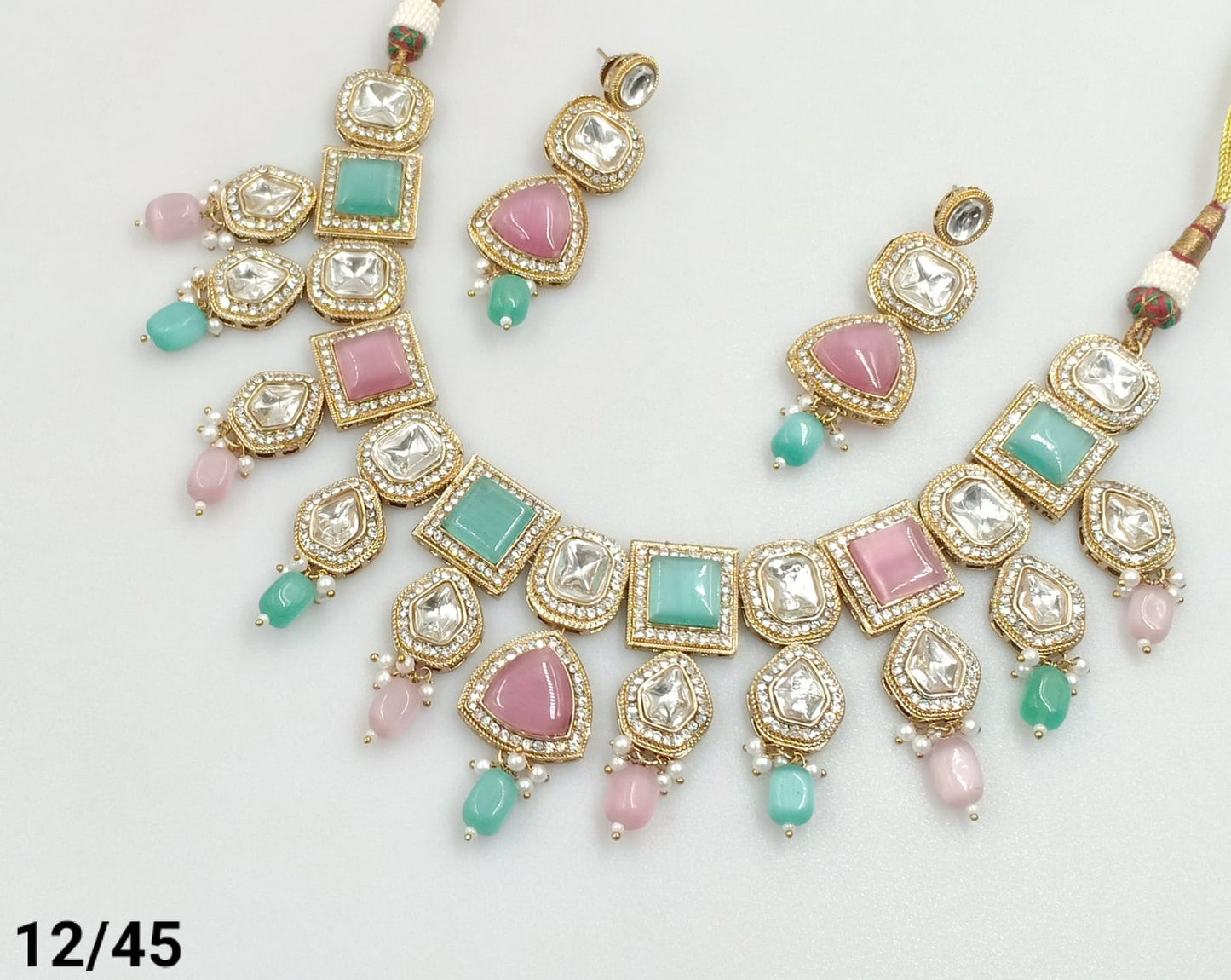 Traditional Kundan Gold Plated Jewellery & Necklace With Matching Drop Earrings