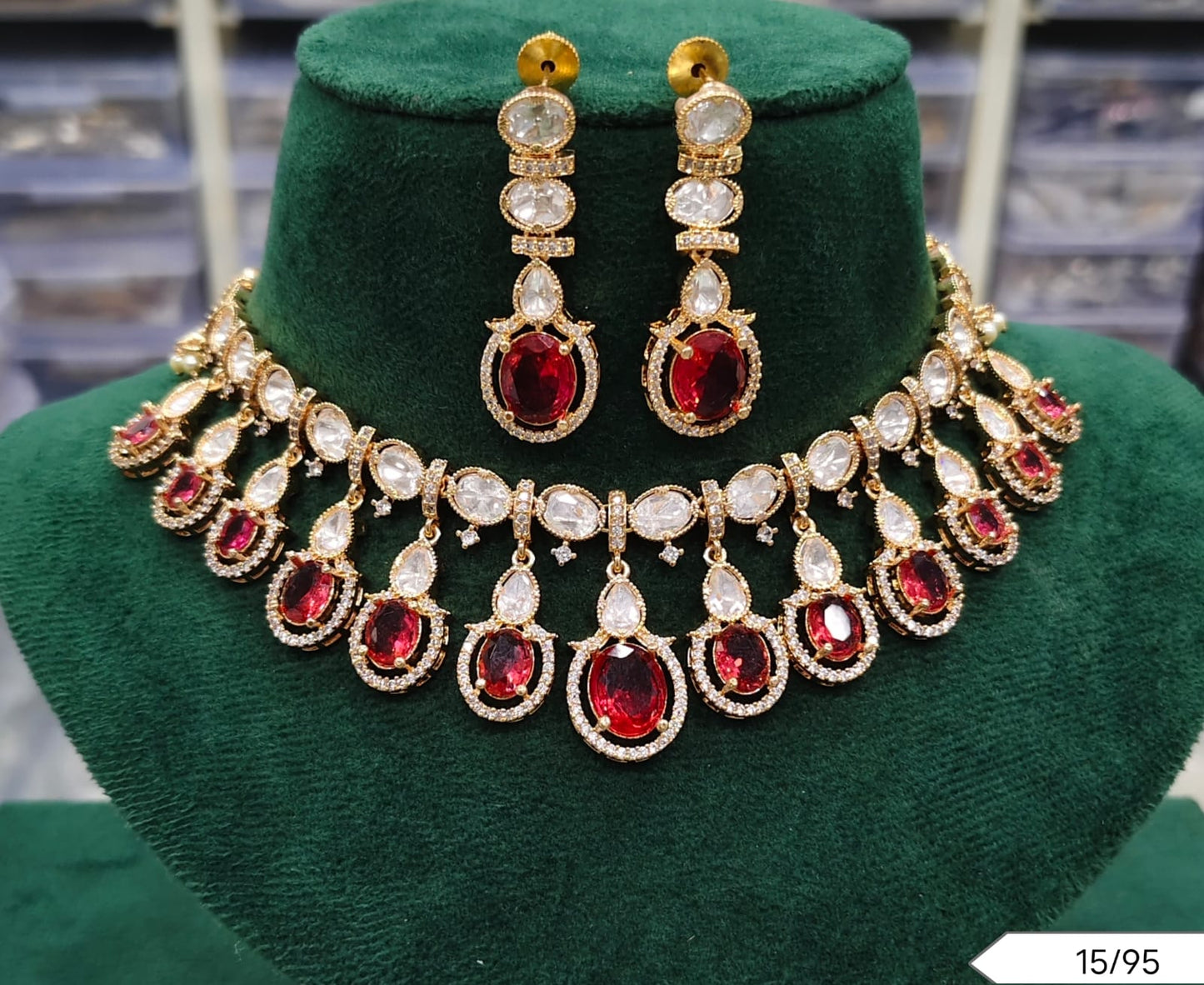 Antique Gold Plated Kundan Jewellery Set