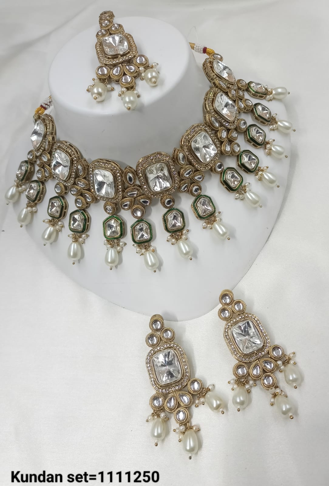 Antique Gold Plated Kundan Necklace Set
