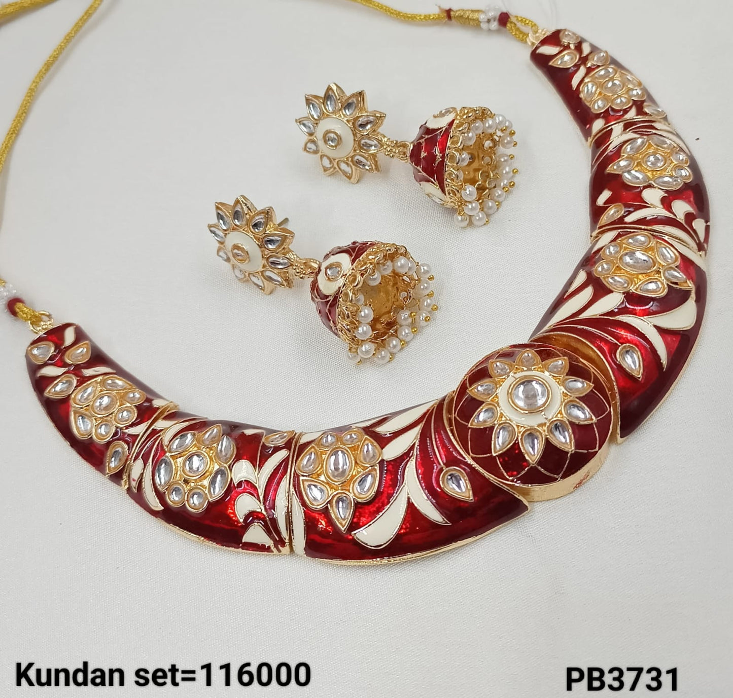 Minakaari Gold Plated Kundan Necklace set
