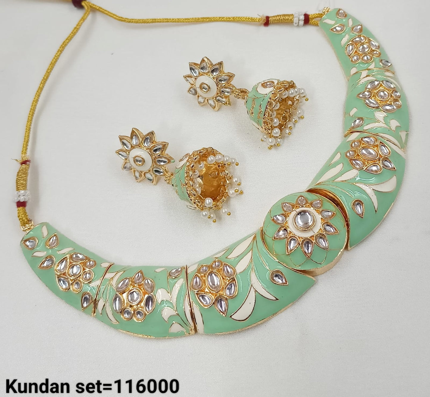 Minakaari Gold Plated Kundan Necklace set