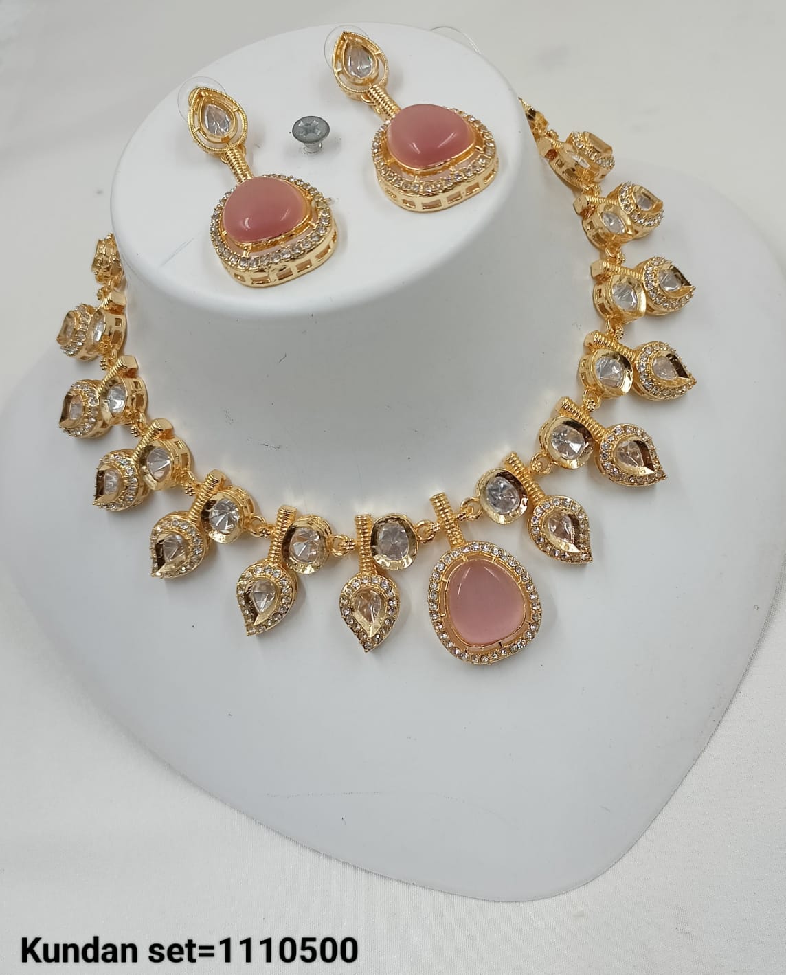 Traditional Gold Plated Kundan Necklace Set