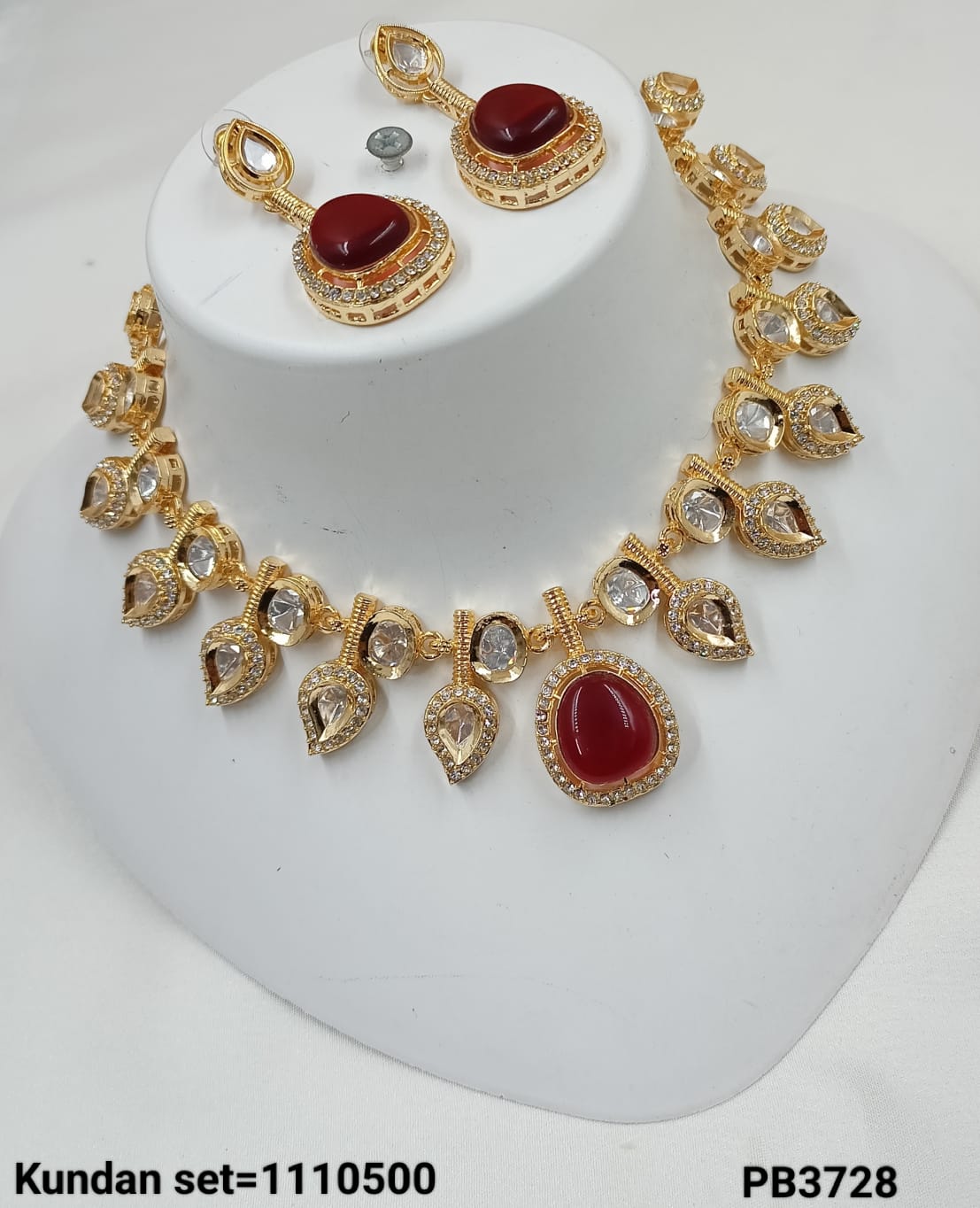 Traditional Gold Plated Kundan Necklace Set