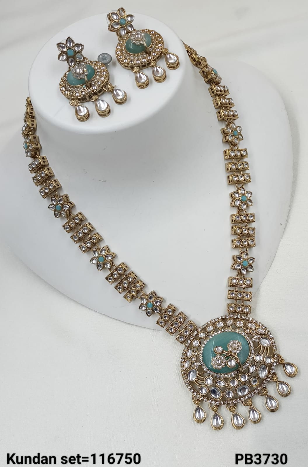 Antique Gold Plated Kundan Necklace Set