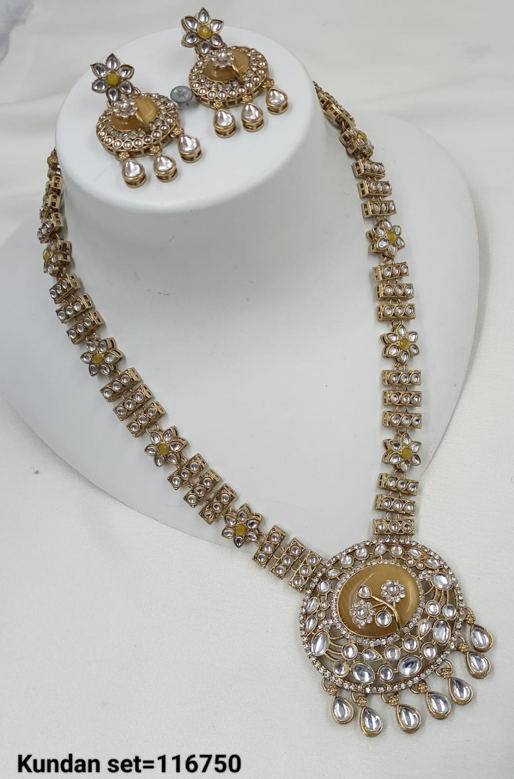 Antique Gold Plated Kundan Necklace Set