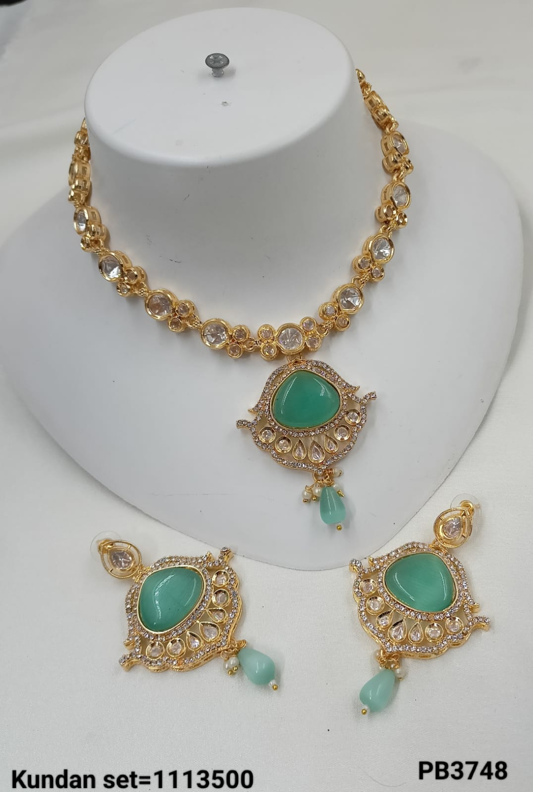 Gold Plated Traditional Kundan Necklace Set