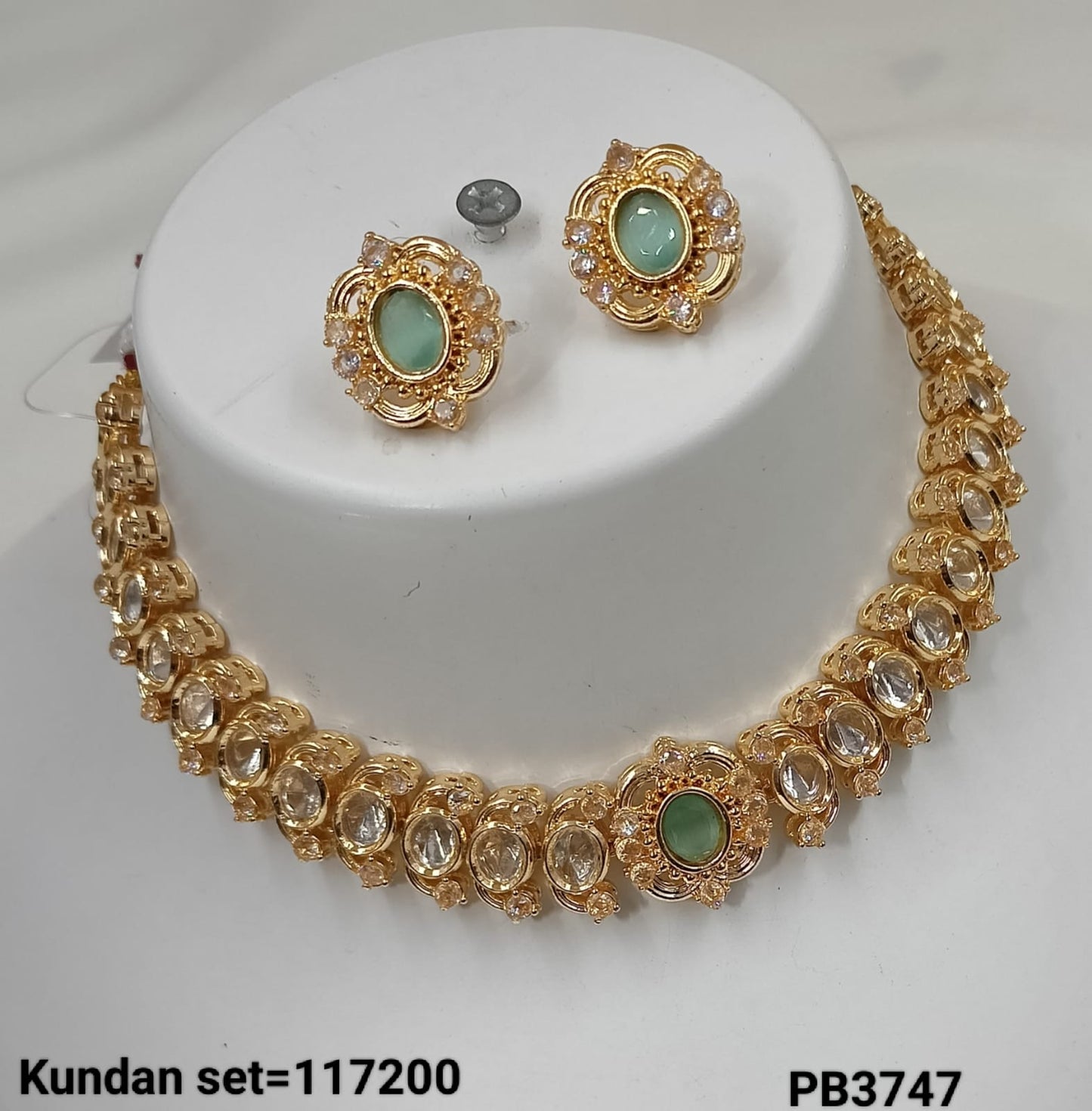 Traditional Gold Plated Kundan Necklace Set