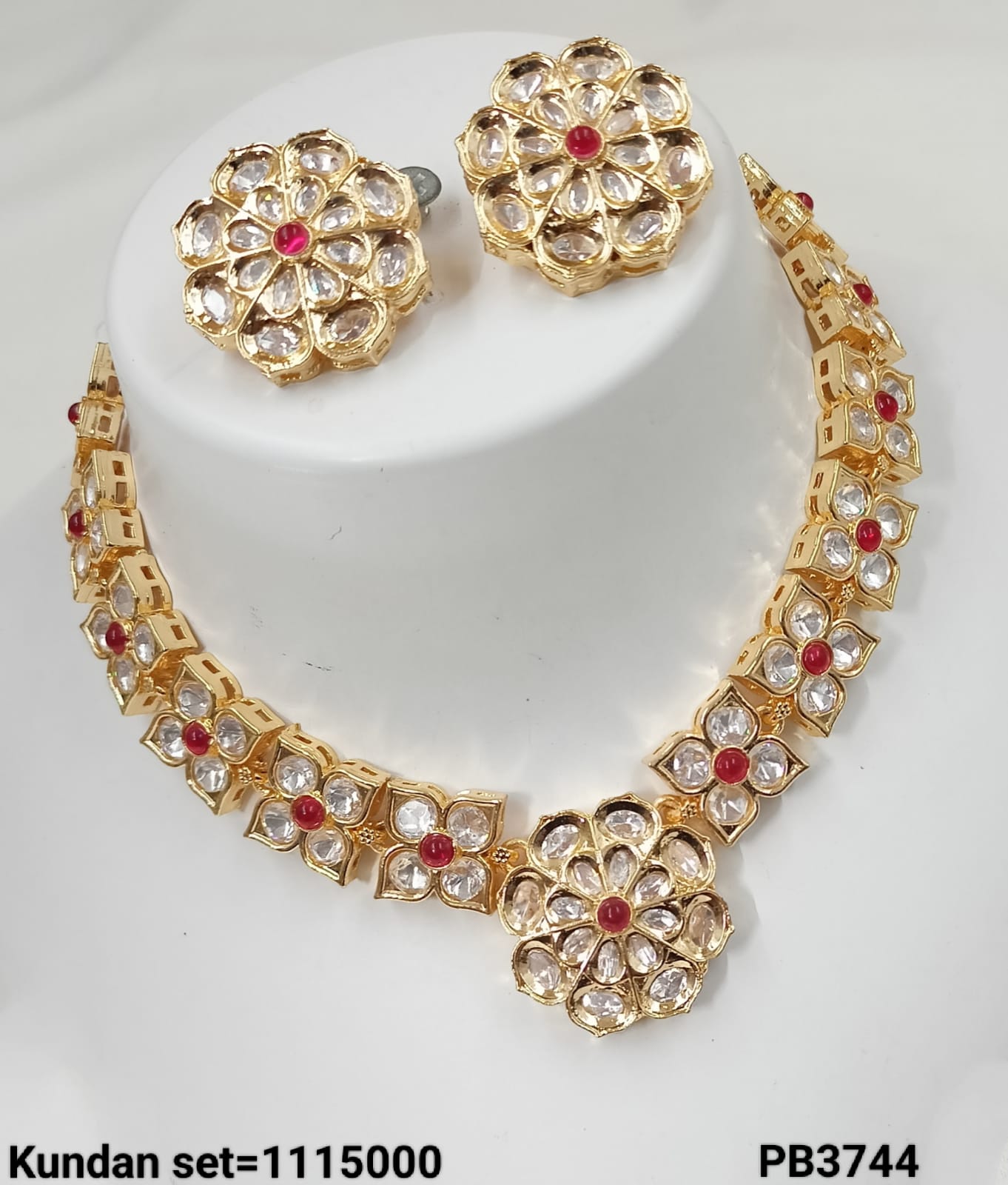 Traditional Gold Plated Kundan Necklace Set